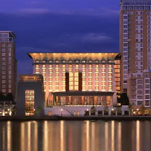 Hotell Canary Riverside Plaza, London