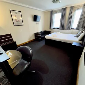 Hotell Epsilon, London